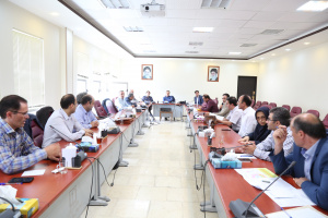 نشست ستاد طرح تحول نظام سلامت دانشگاه با حضور ریاست دانشگاه دکتر اخوان اکبری برگزار، و در خصوص موضوعات مرتبط مبنی بر بررسی درخواستهای پزشکان، استقرار و جانمائی کلینیک های تخصصی و نحوه ارائه خدمات و سایر موارد مرتبط با طرح تحول نظام سلامت، بحث و تبادل نظر