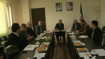 نشست هماهنگی ریاست دانشگاه علوم پزشکی اردبیل دکتر اخوان اکبری با اعضاء هیات علمی دانشکده داروسازی