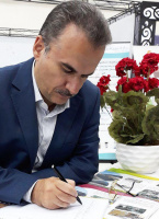 یادداشت دکتر اخوان اکبری رئیس دانشگاه علوم پزشکی اردبیل در دفتر یادبود غرفه دانشگاه