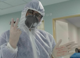 لحظه تحویل سال در خط مقدم مبارزه با #کرونا در بیمارستان امام اردبیل - ۹۹/۰۱/۰۱ - درود و خدا قوت