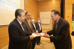 از روابط عمومی دانشگاه علوم پزشکی اردبیل به عنوان روابط عمومی برتر استانی تجلیل نمود