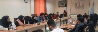 جلسه هم اندیشی با دانشجویان دارای ایده های نوآورانه آموزشی با حضور مدیر EDC دانشگاه و مسئول جشنواره و بحث و تبادل نظر در خصوص راهکارهای ارتقاء کیفیت ایده های دانشجویی برای شرکت در جشنواره کشوری