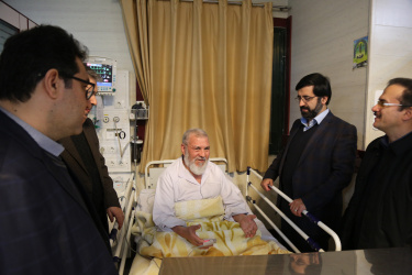 بازدید استاندار اردبیل از بخشهای مختلف مرکز آموزشی، درمانی حضرت امام خمینی (س)  اردبیل
