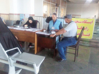 کنترل فشار خون اتباع خارجی و مسافرین ایرانی در فرودگاه اردبیل