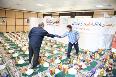 آماده سازی و توزیع اولین مرحله کمک‌های_مومنانه به تعداد ۲۰۰ بسته و مایحتاج غذایی در نمازخانه ستاد مرکزی دانشگاه علوم پزشکی اردبیل